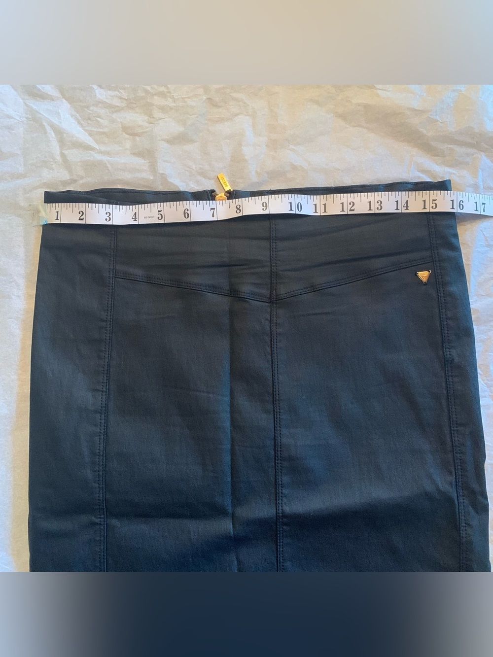 GUESS Black Vegan Leather Pencil Skirt Large Chic Minimalist Career Bodycon - Picture 7 of 8